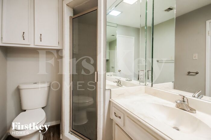 Building Photo - 11111 Sageorchard Cir