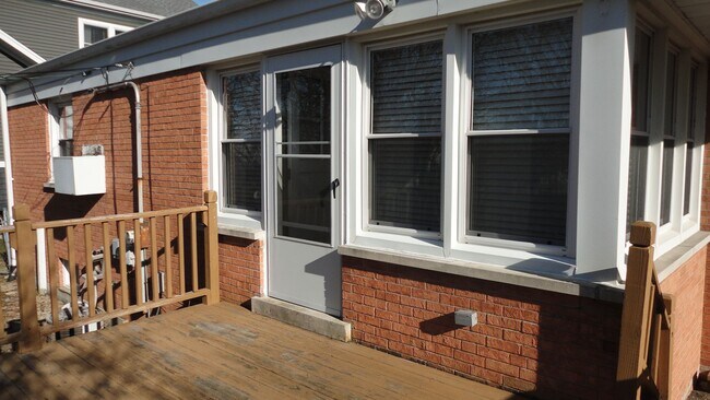 Building Photo - 4230 Highland Ave