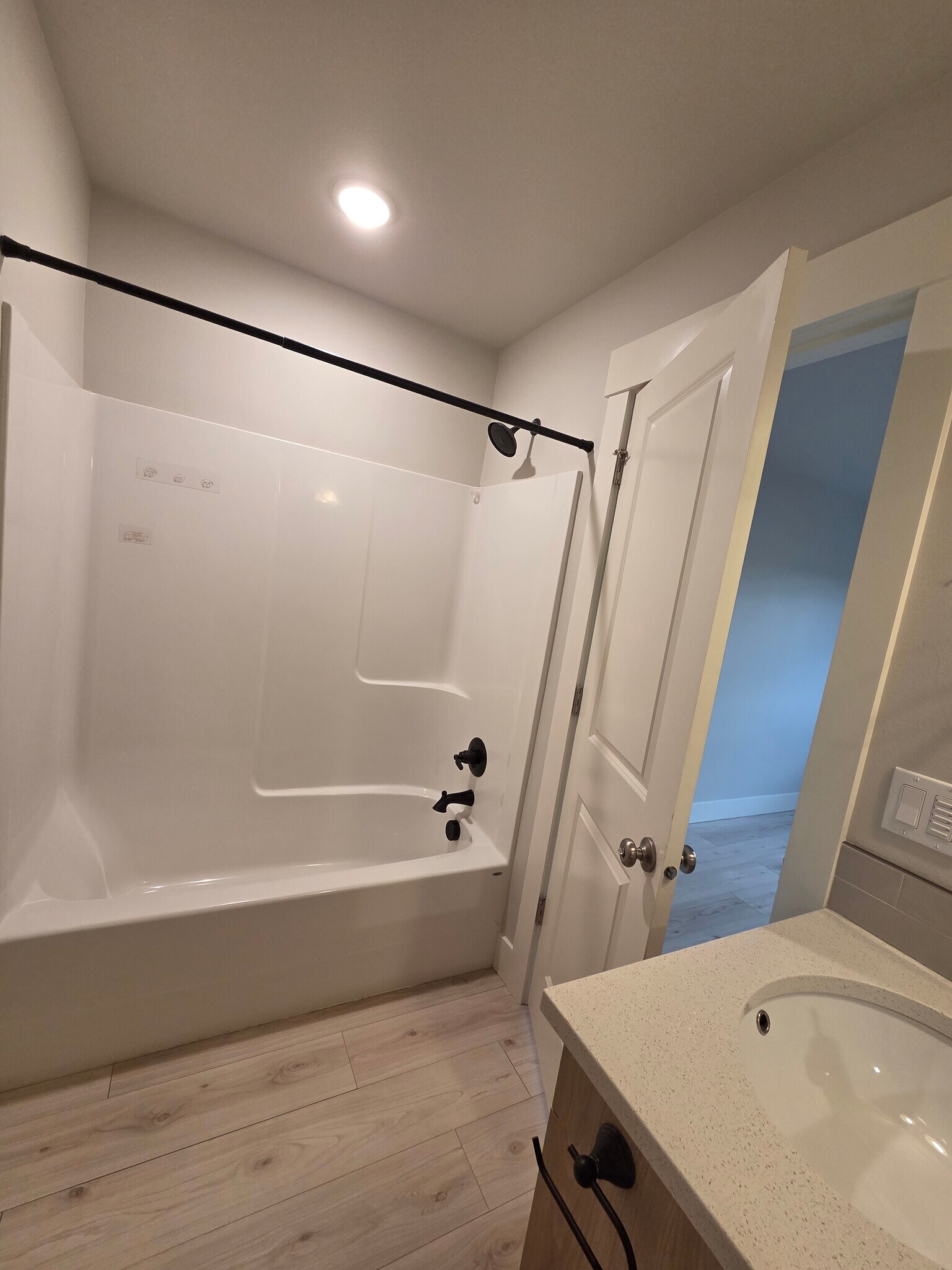 Building Photo - 141 Section St