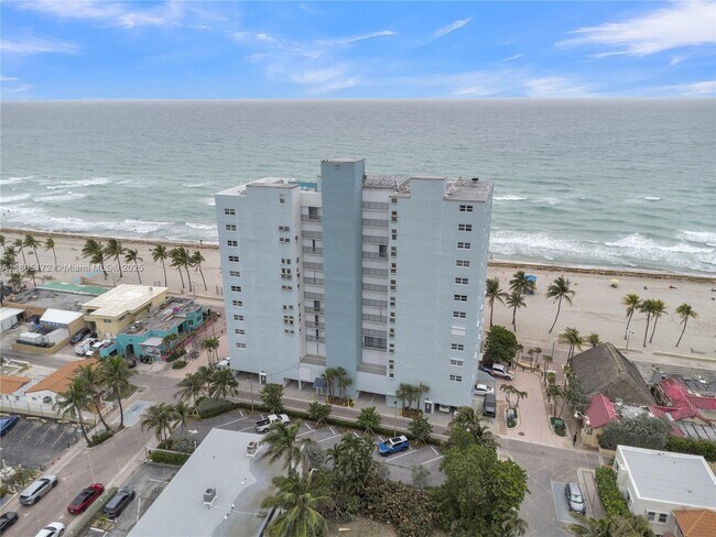 Building Photo - 400 N Surf Rd