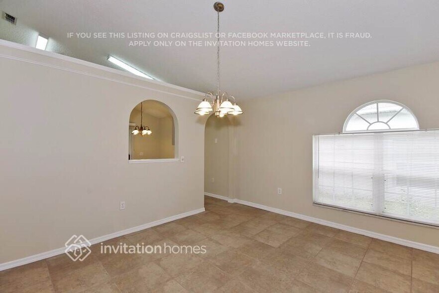 Building Photo - 438 Cadenza Dr