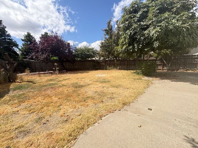 Building Photo - 5836 Caribbean Cir