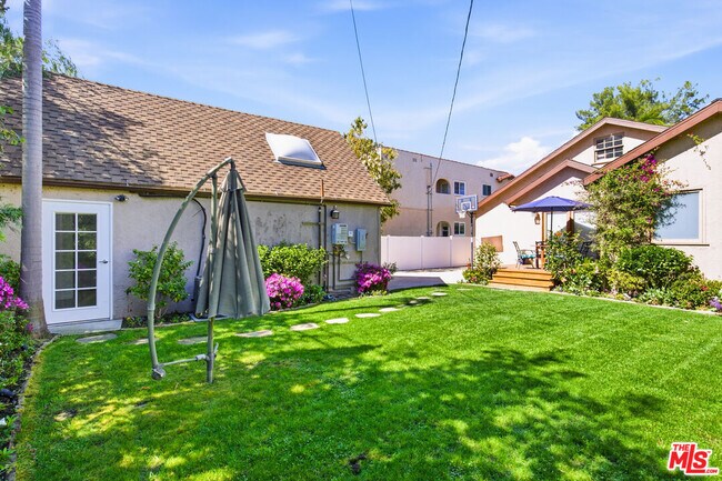 Building Photo - 8424 4th St