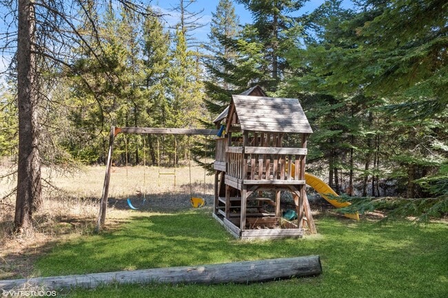 Building Photo - Charming 4 bedroom Home in Whitefish on 3 Acres