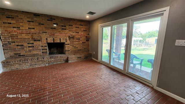 Building Photo - 1800 Kirkpatrick Ln