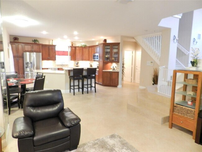 Building Photo - 210 La Costa Ct