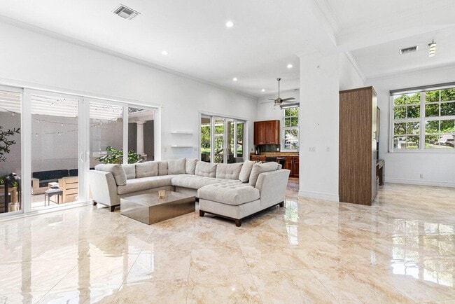 Building Photo - 4023 NW 58th St