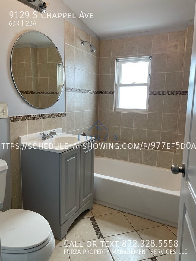 Building Photo - 9129 S Chappel Ave