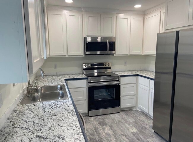 Building Photo - Tidwell Rd