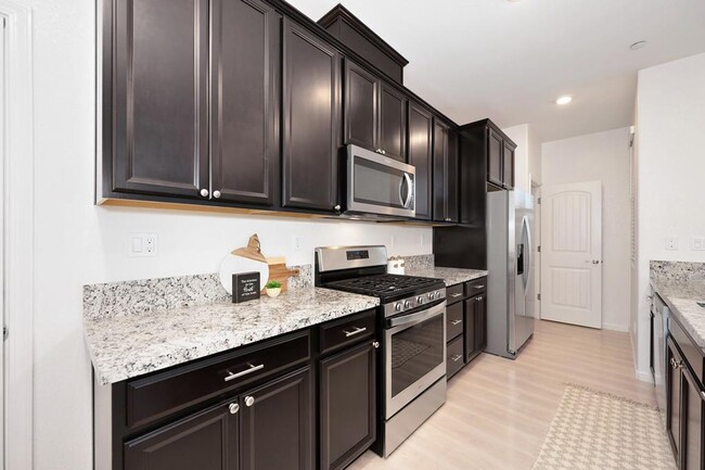Building Photo - Now Leasing – 3 Bed + Loft, 2.5 Bath (2019...