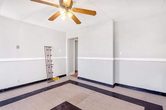 Building Photo - 3711 Orpwood St