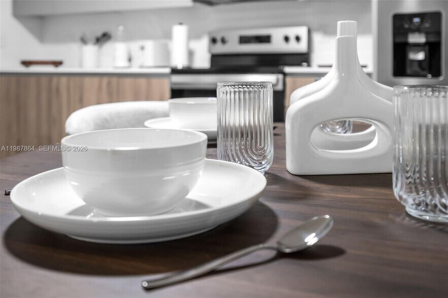 Building Photo - 3728 NW 19th Ave