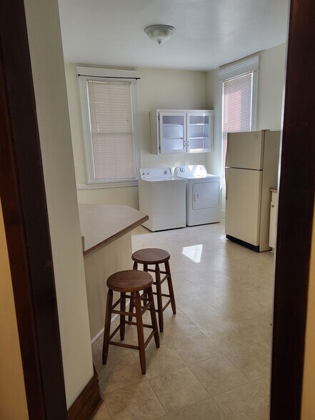Building Photo - 2116 Patterson Ave