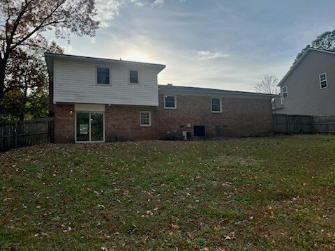 Building Photo - 1435 Marlborough Rd