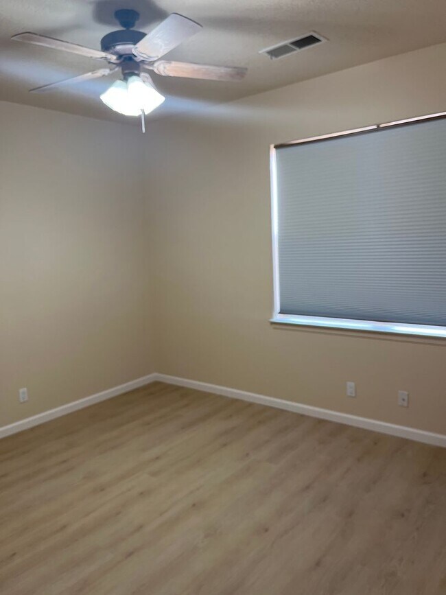 Building Photo - 6715 Tesoro Pl NE