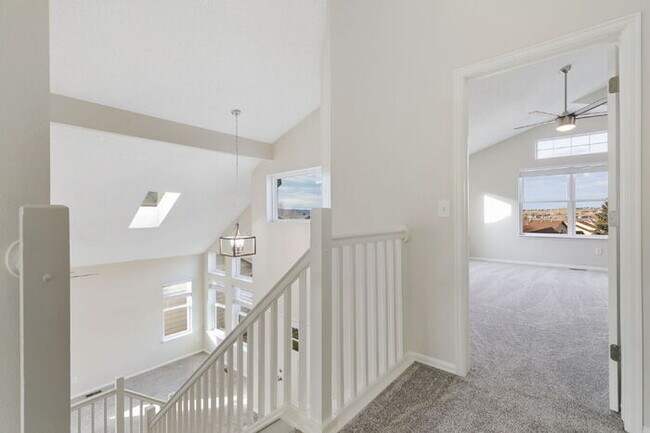 Building Photo - Save Big: Free December Rent + $1,000 Off January at This Updated Briargate Home