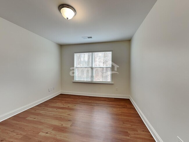 Building Photo - 3232 Grange Ct