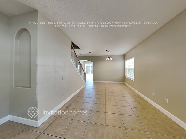 Building Photo - 8809 Cameron Crest Dr