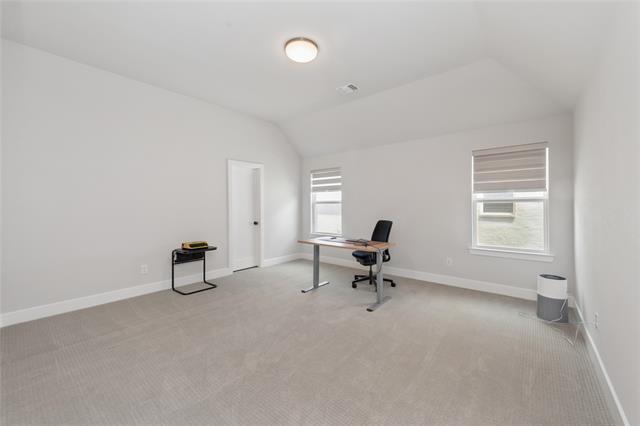 Building Photo - 2790 Starwood Dr