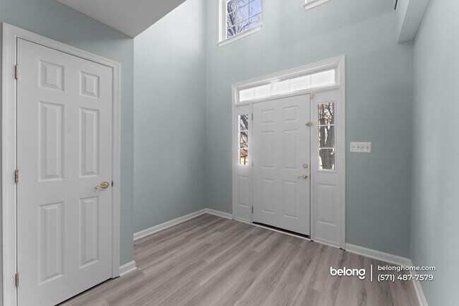 Building Photo - 47339 Blackwater Falls Terrace