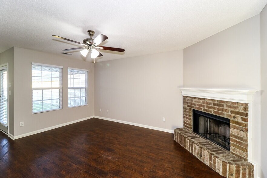 Building Photo - 1734 Addison Park Cove