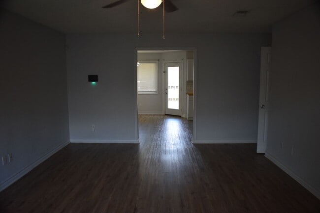 Building Photo - 4 Bd / 2 Bath in Killeen! Convenient to Fort Cavazos!