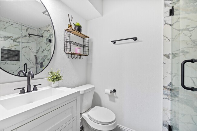 Building Photo - 11423 Hazen St