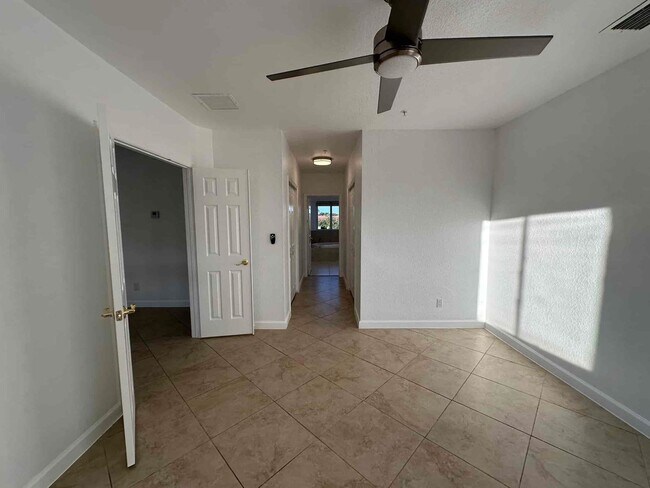 Building Photo - 1602 Coastal Bay Blvd