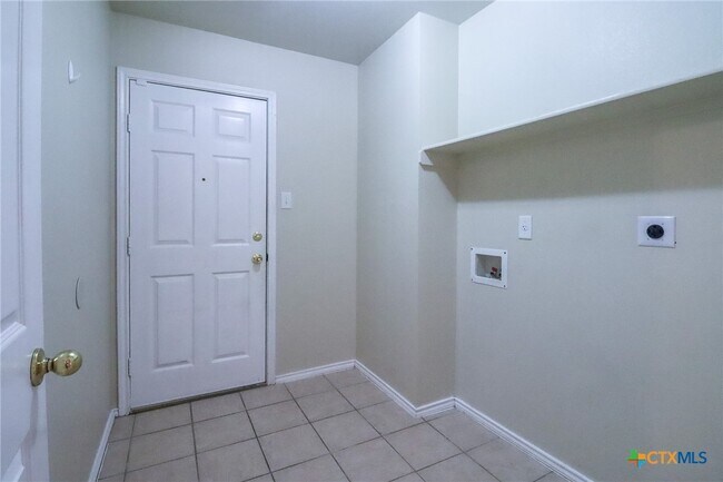 Building Photo - 1805 Lobrecht Ct