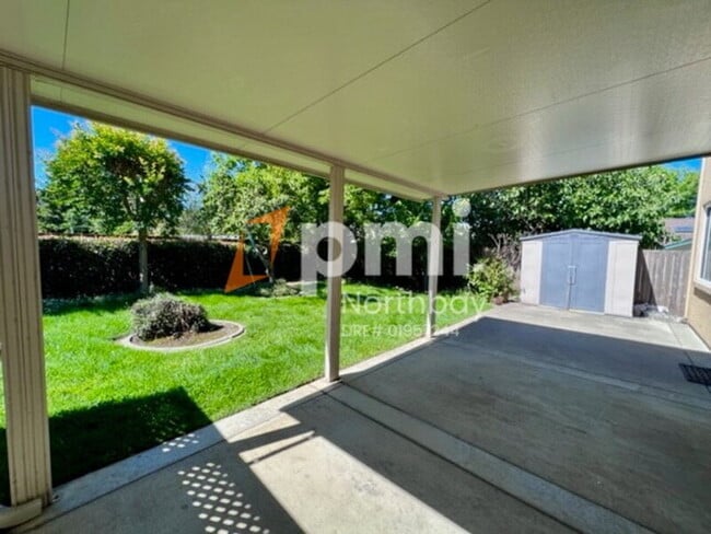 Building Photo - 2133 Beaujolais Ct