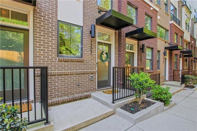 Primary Photo - 230 New St