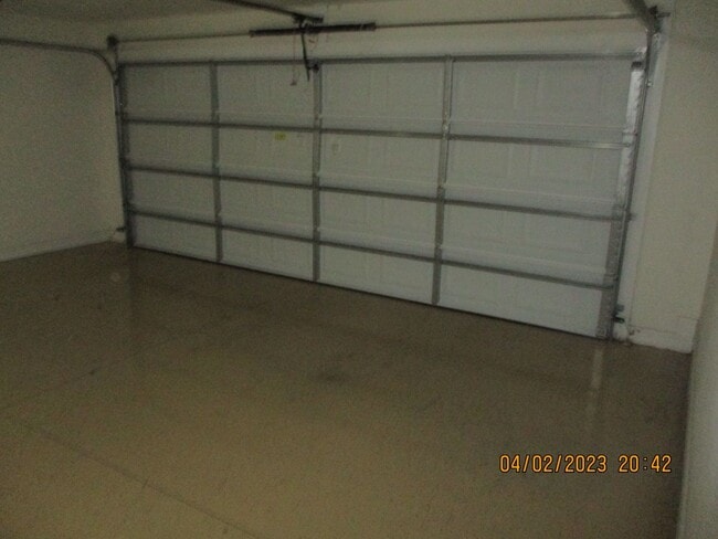 Building Photo - 219 Robertson Dr