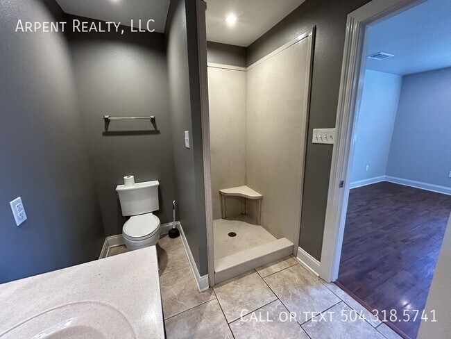 Building Photo - 3108 Tournefort St