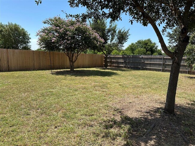 Building Photo - 14209 Naruna Way