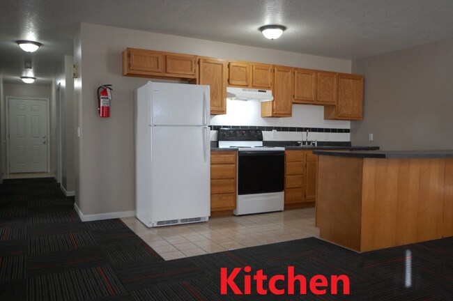 Building Photo - 115-117 South Plum