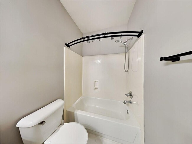 Building Photo - 3475 Grove Park Dr