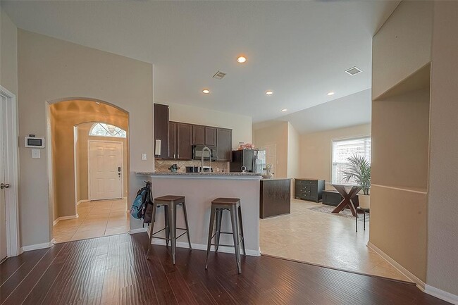 Building Photo - 7619 Sarsaparilla Ln