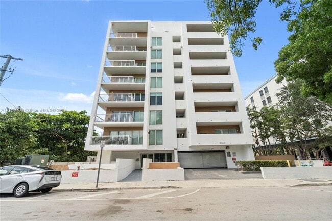 Primary Photo - 2740 SW 28th Terrace