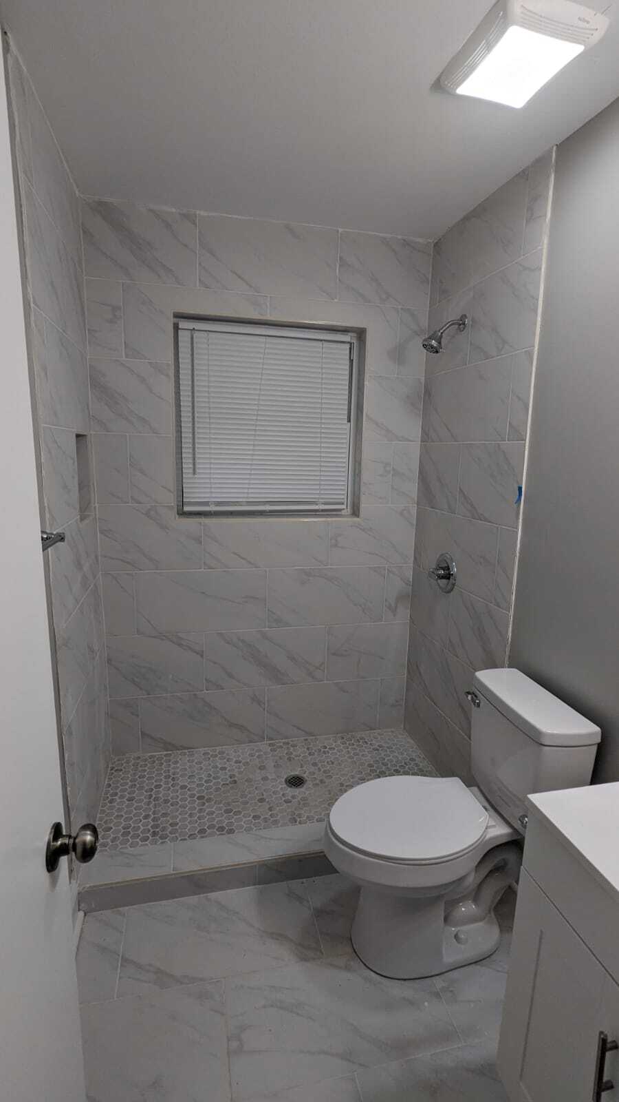 Building Photo - 6832 Woodstream Dr