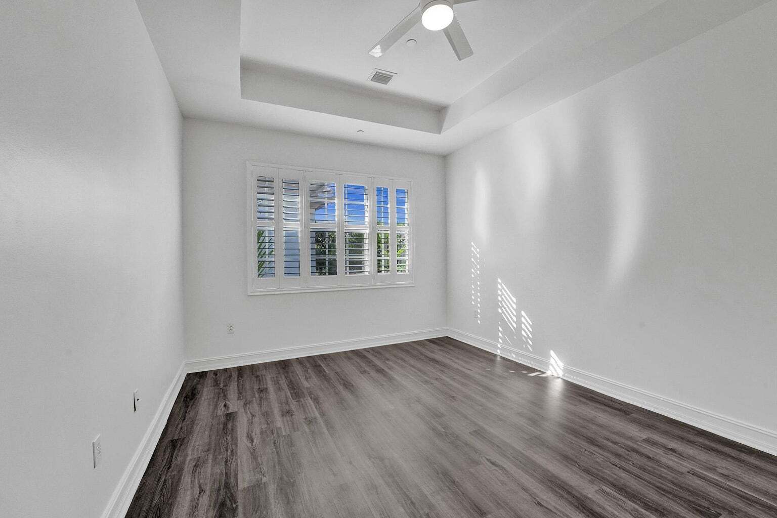 Building Photo - 632 Renaissance Way