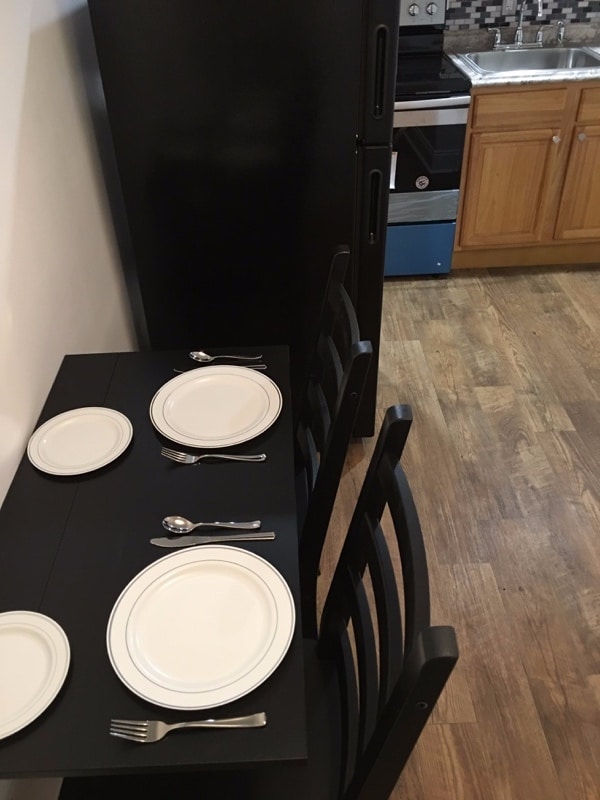 Building Photo - 1535 Sellers St