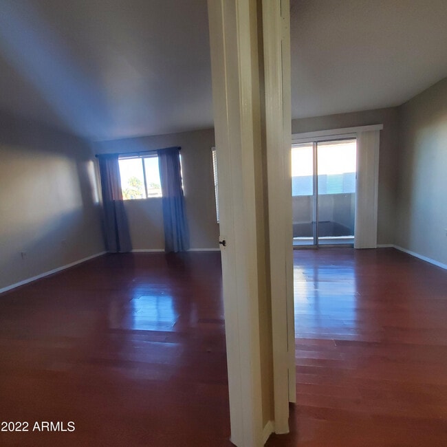 Building Photo - 1645 W Baseline Rd