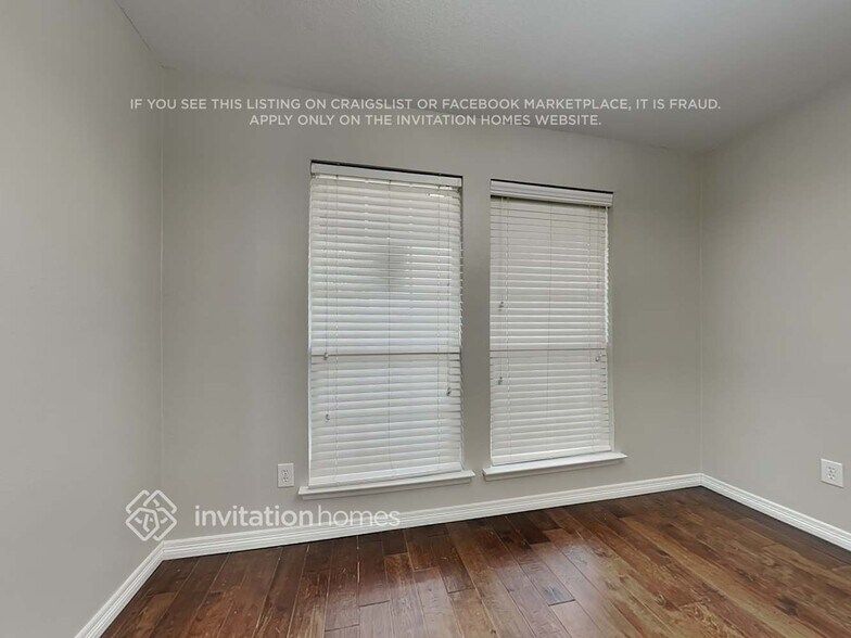 Building Photo - 708 Orchid Blvd