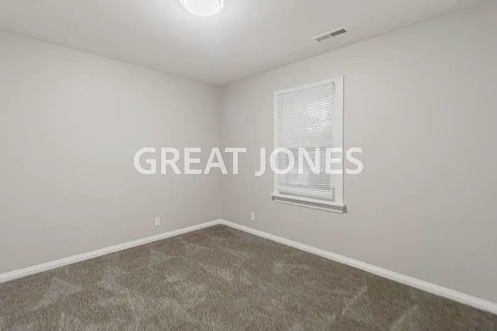 Building Photo - 2422 Wieck Dr