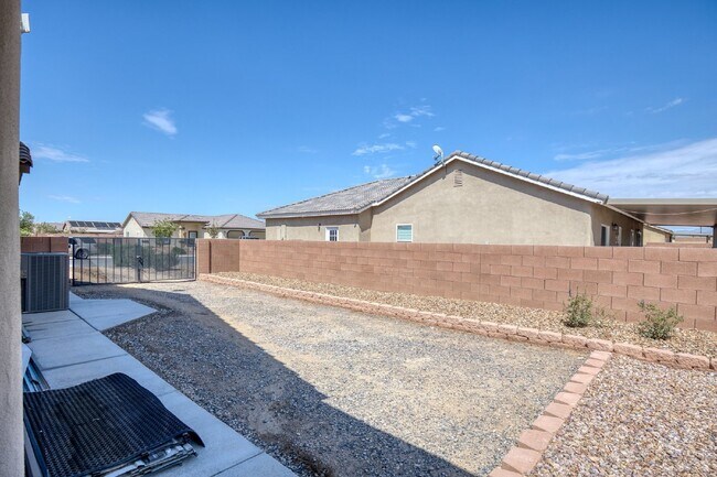 Building Photo - Spacious 4BD/3BA Pahrump Home w/ Dual Prim...