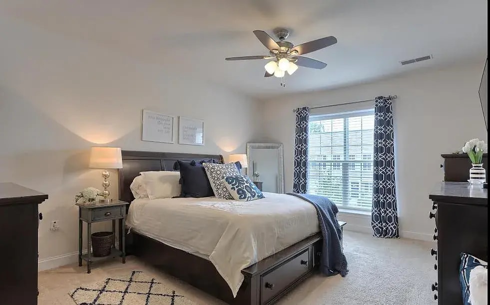 Building Photo - 778 Whitetail Dr