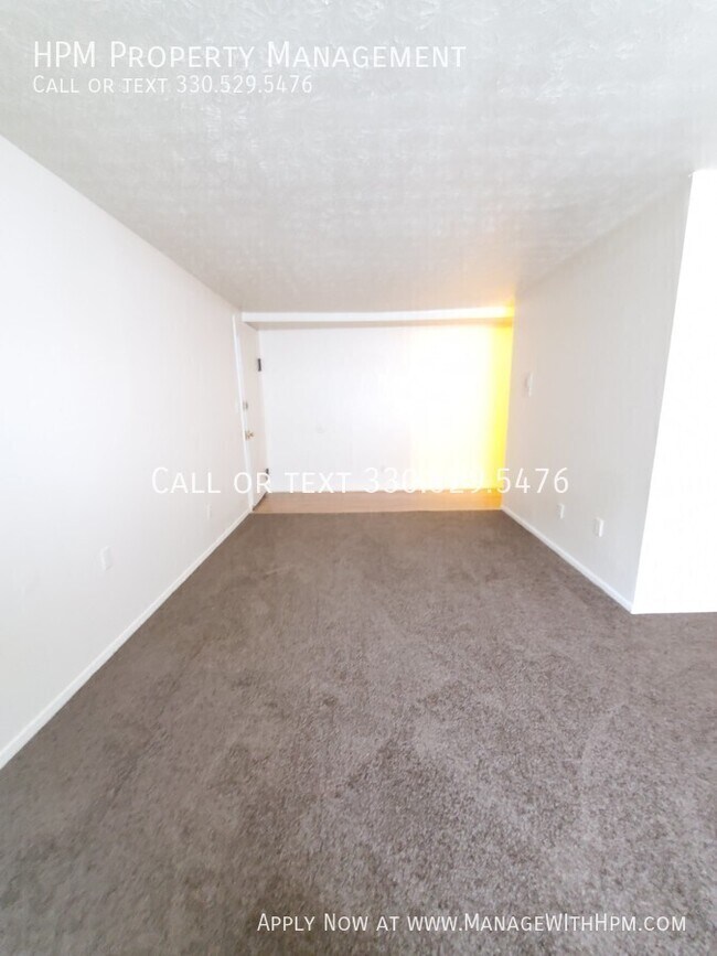 Building Photo - 841 Silver Meadows Blvd