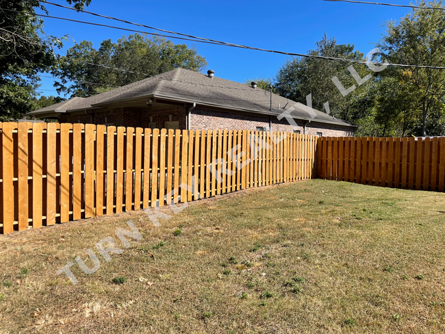 Building Photo - Townhouse for rent in Trussville