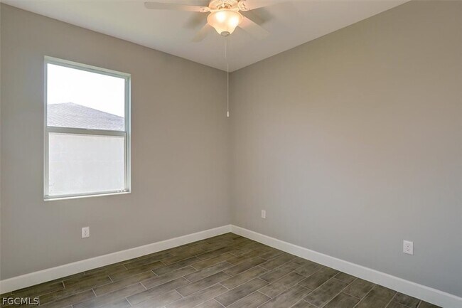 Building Photo - 4313 NW 27th Terrace