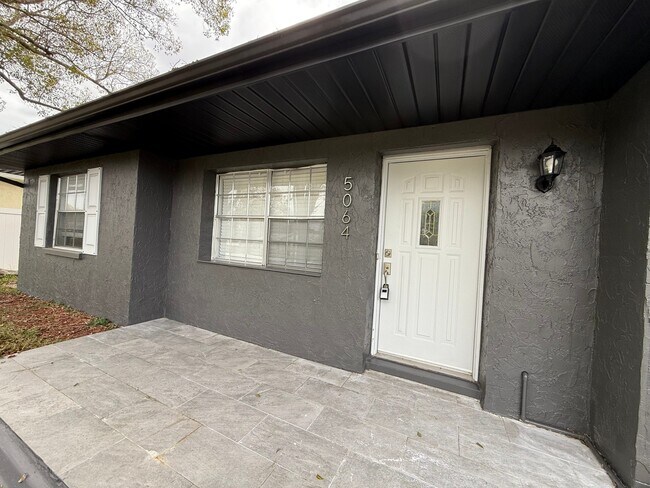 Building Photo - 5064 Springwood Rd